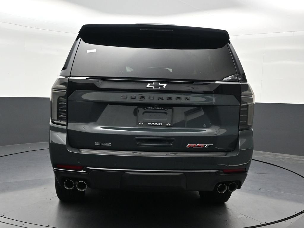 2025 Chevrolet Suburban RST