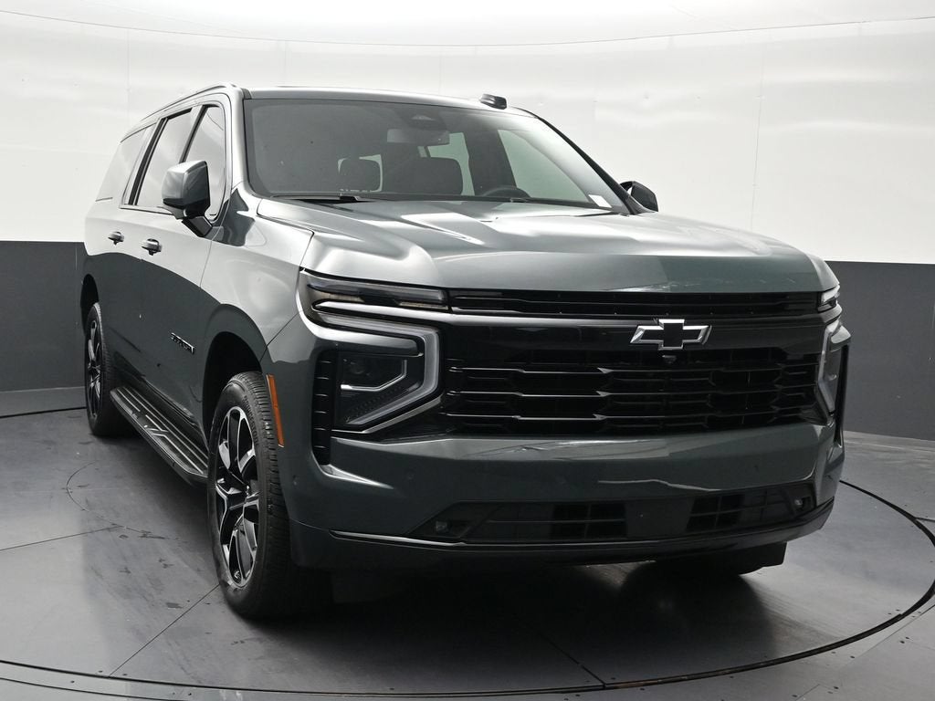 2025 Chevrolet Suburban RST