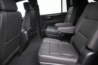 2025 Chevrolet Suburban RST
