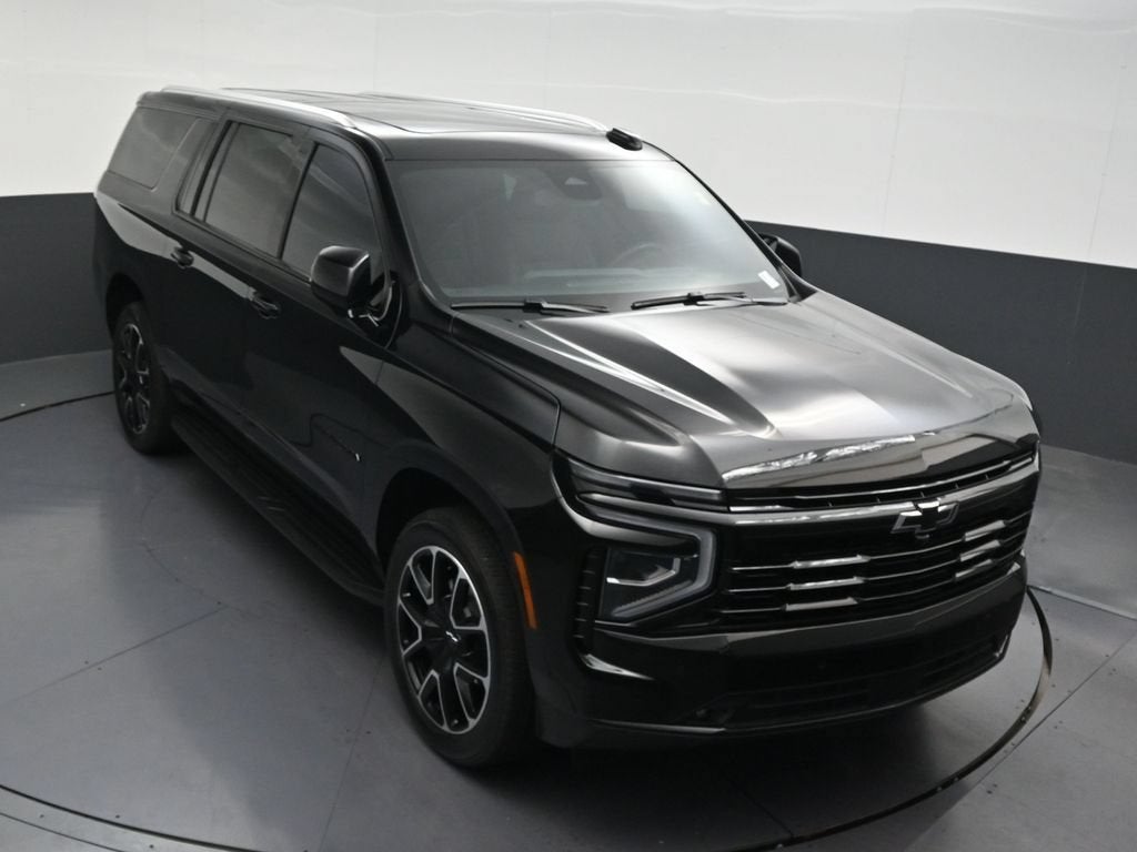 2025 Chevrolet Suburban RST