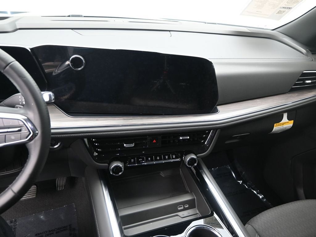 2025 Chevrolet Tahoe LS