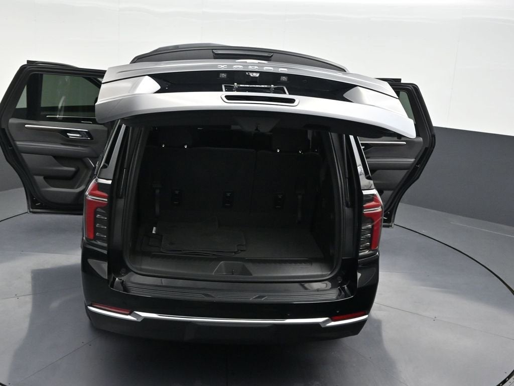 2025 Chevrolet Tahoe LS