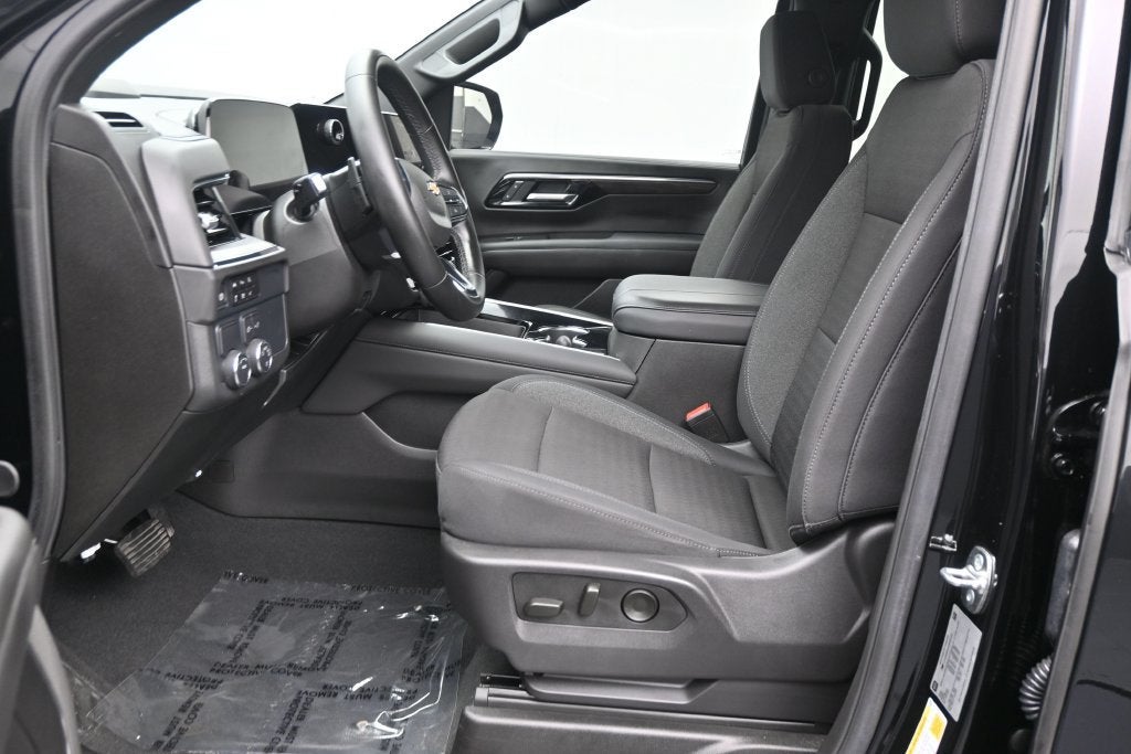 2025 Chevrolet Tahoe LS