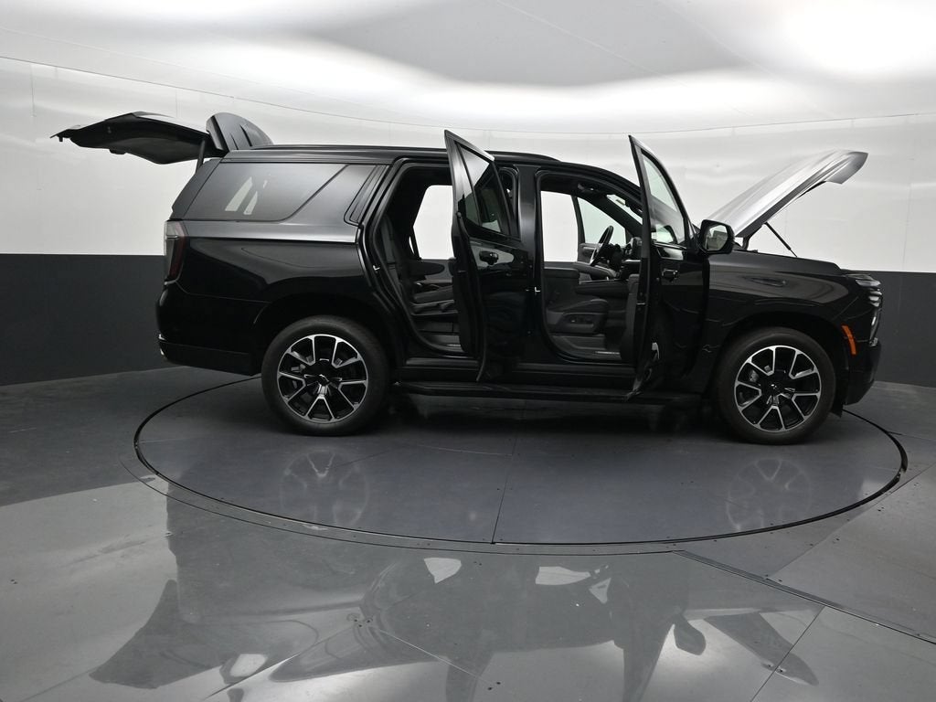 2025 Chevrolet Tahoe RST