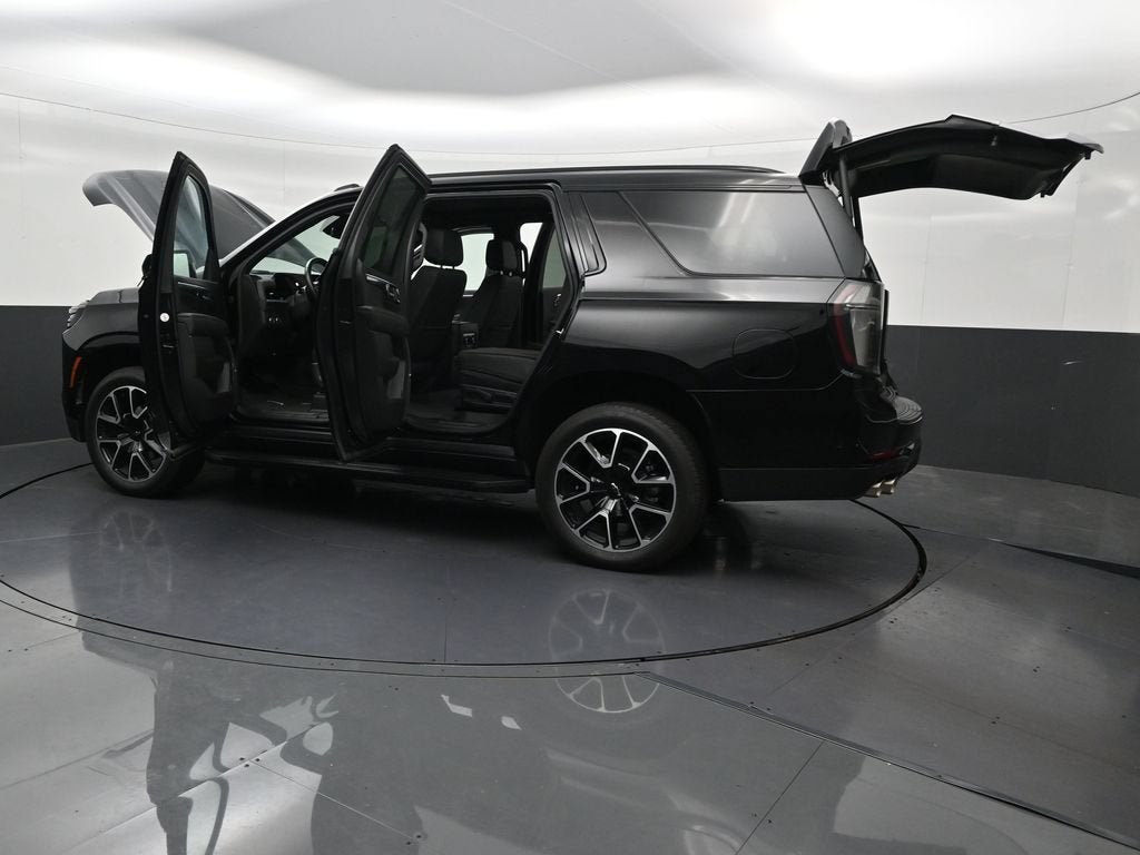 2025 Chevrolet Tahoe RST