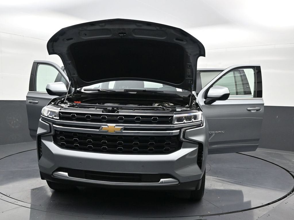 2023 Chevrolet Suburban LS