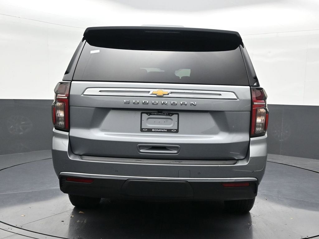 2023 Chevrolet Suburban LS