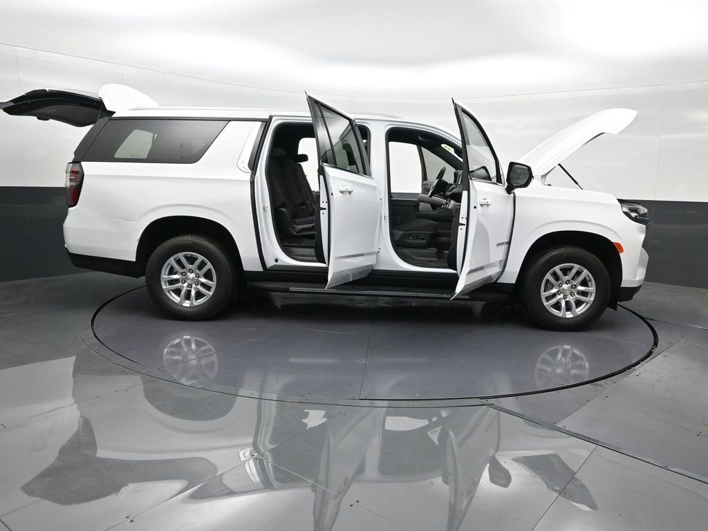 2024 Chevrolet Suburban LS