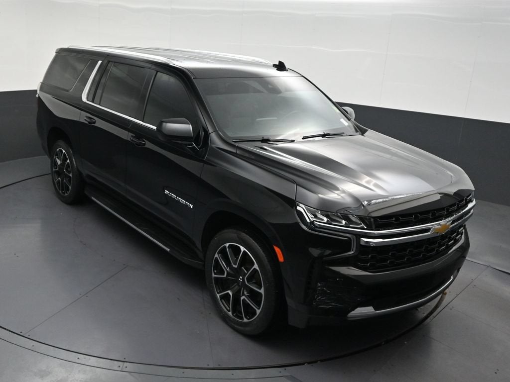 2023 Chevrolet Suburban LS