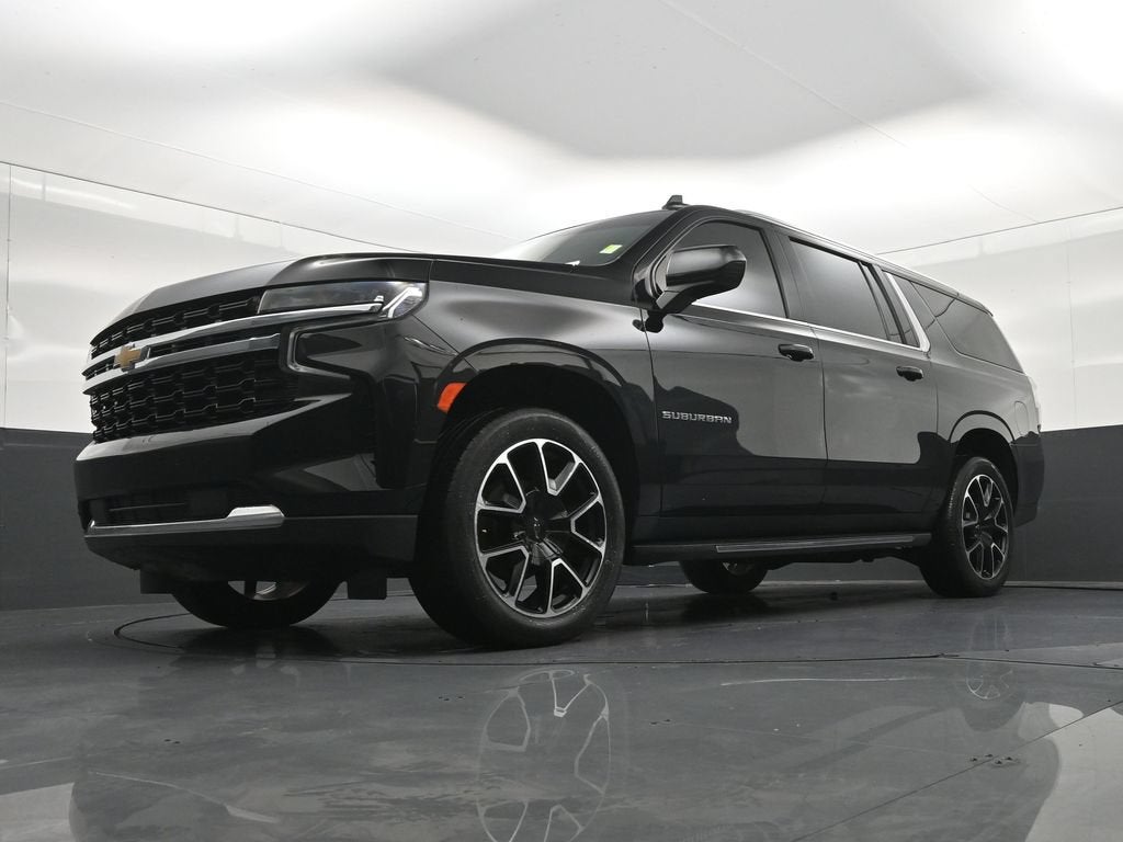 2023 Chevrolet Suburban LS