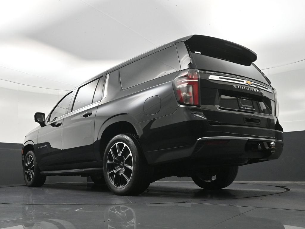 2023 Chevrolet Suburban LS