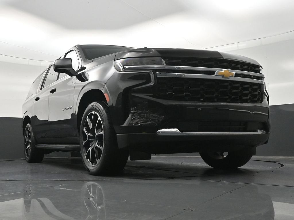 2023 Chevrolet Suburban LS