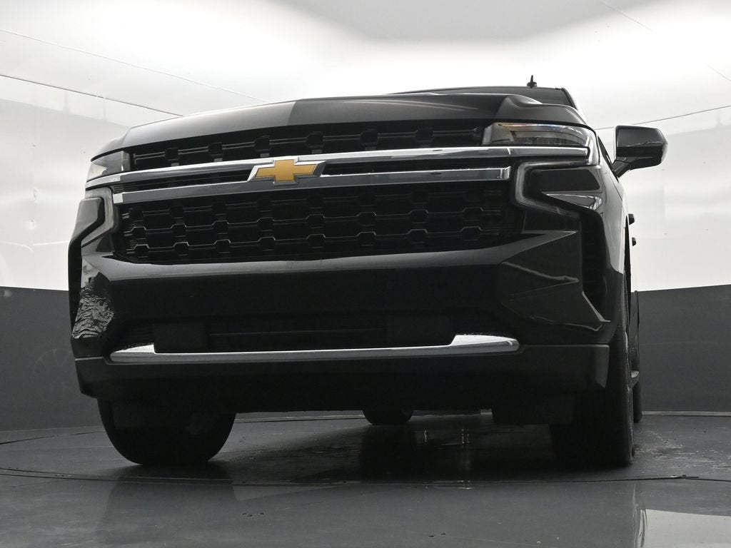 2023 Chevrolet Suburban LS