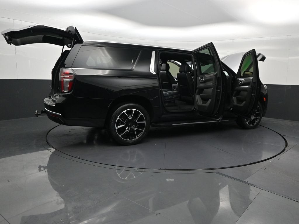 2023 Chevrolet Suburban LS