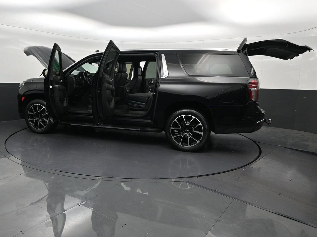 2023 Chevrolet Suburban LS