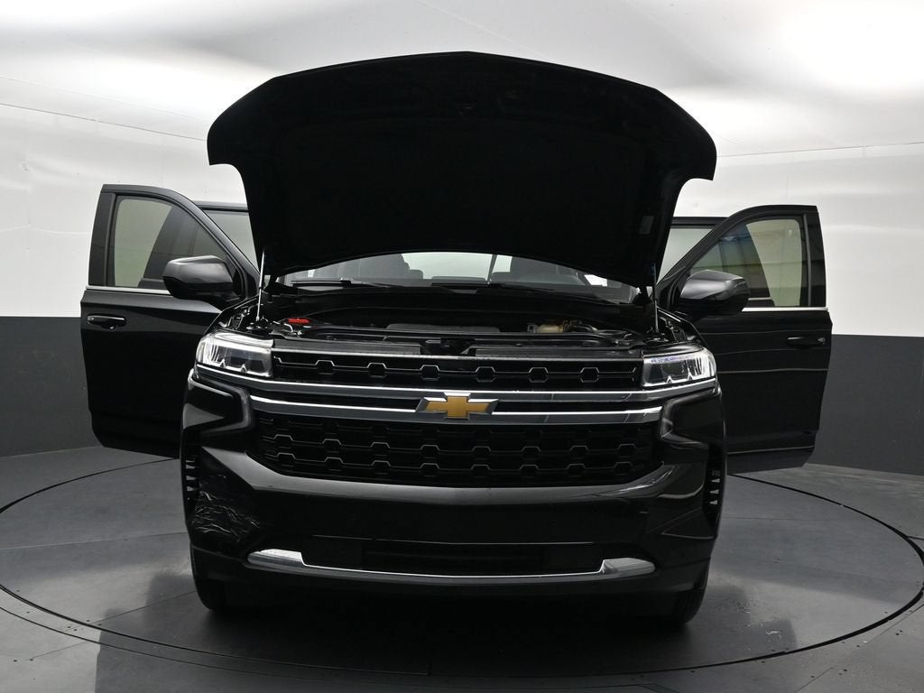 2023 Chevrolet Suburban LS