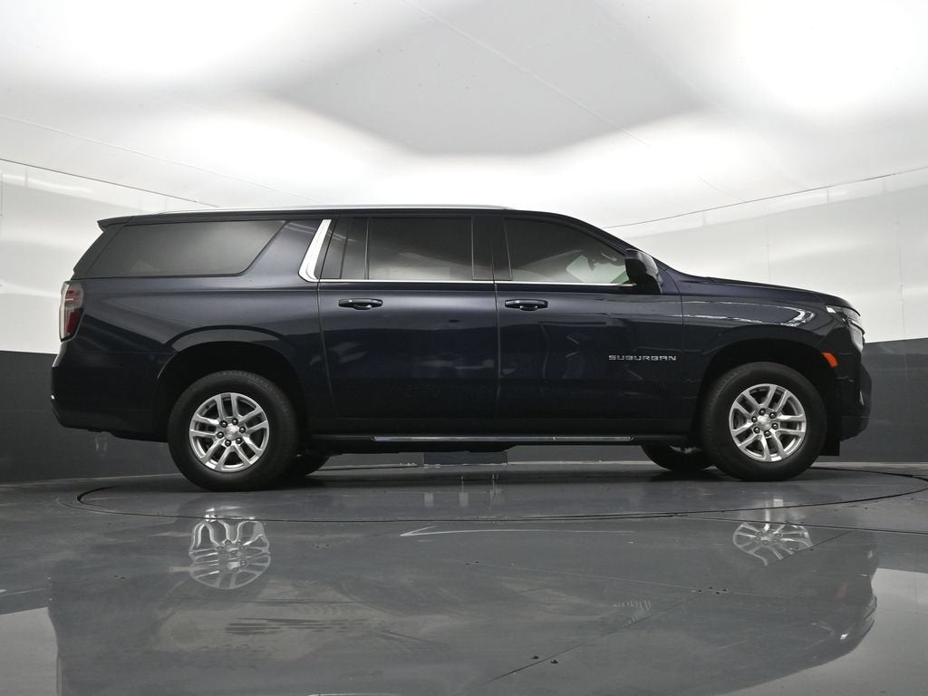 2024 Chevrolet Suburban LS