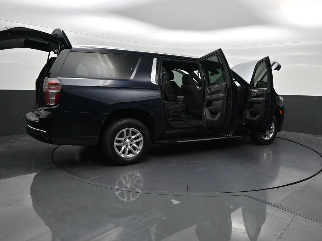 2024 Chevrolet Suburban LS