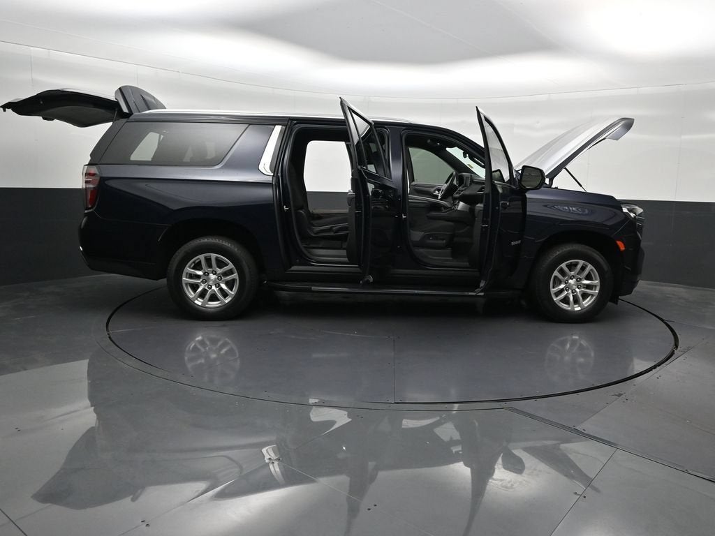 2024 Chevrolet Suburban LS