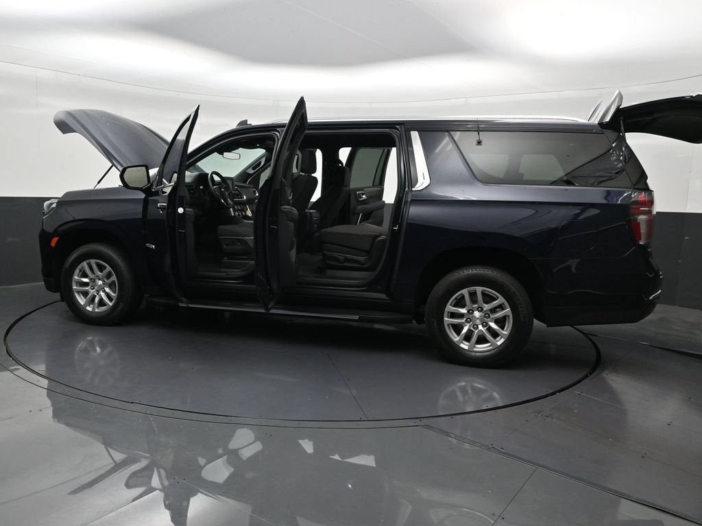 2024 Chevrolet Suburban LS