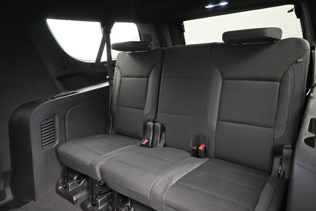 2024 Chevrolet Suburban LS