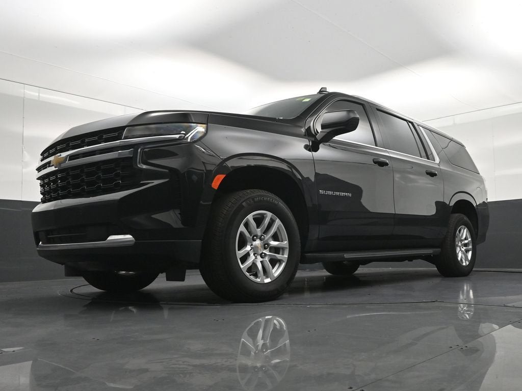 2024 Chevrolet Suburban LS