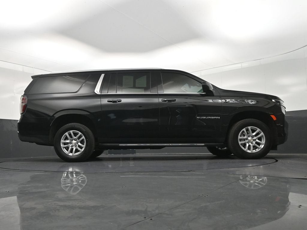 2024 Chevrolet Suburban LS