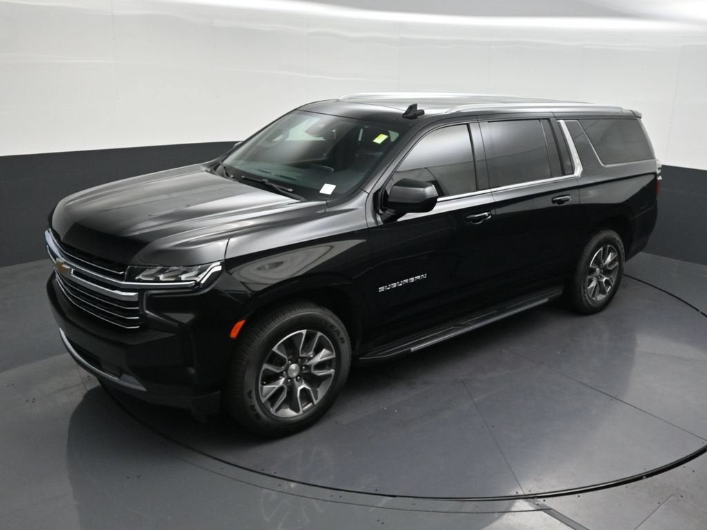 2023 Chevrolet Suburban LT