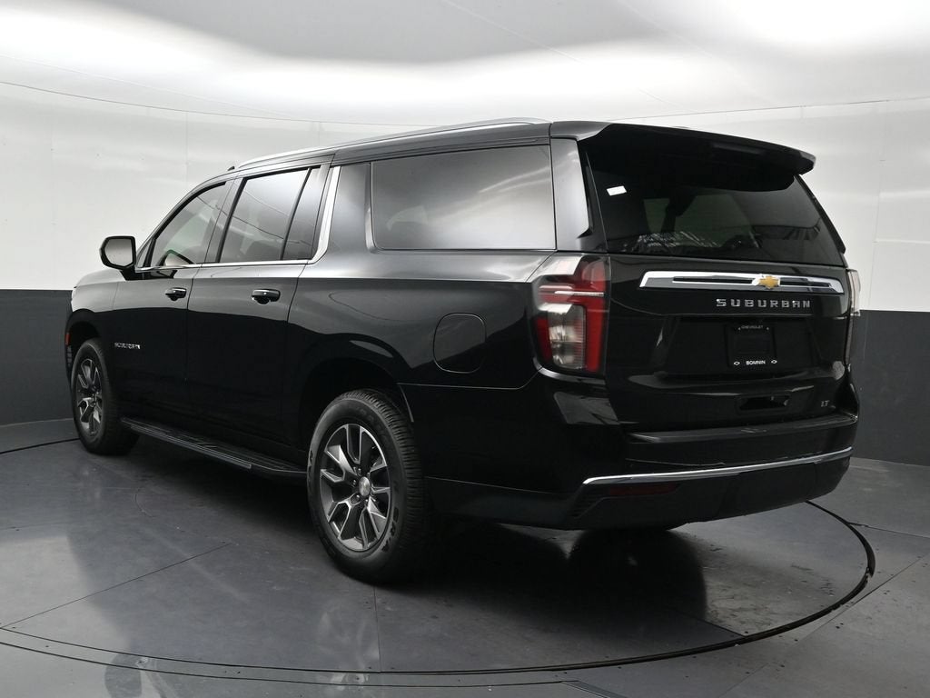 2023 Chevrolet Suburban LT