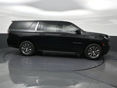 2023 Chevrolet Suburban LT