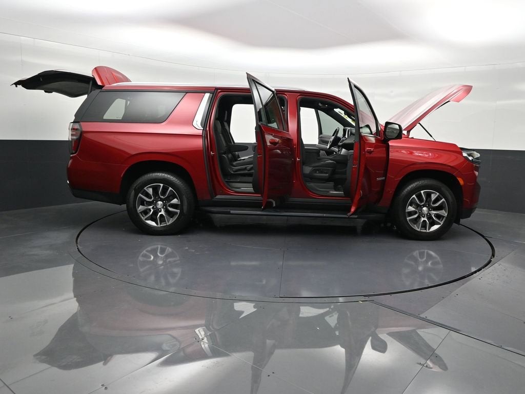 2022 Chevrolet Suburban LT