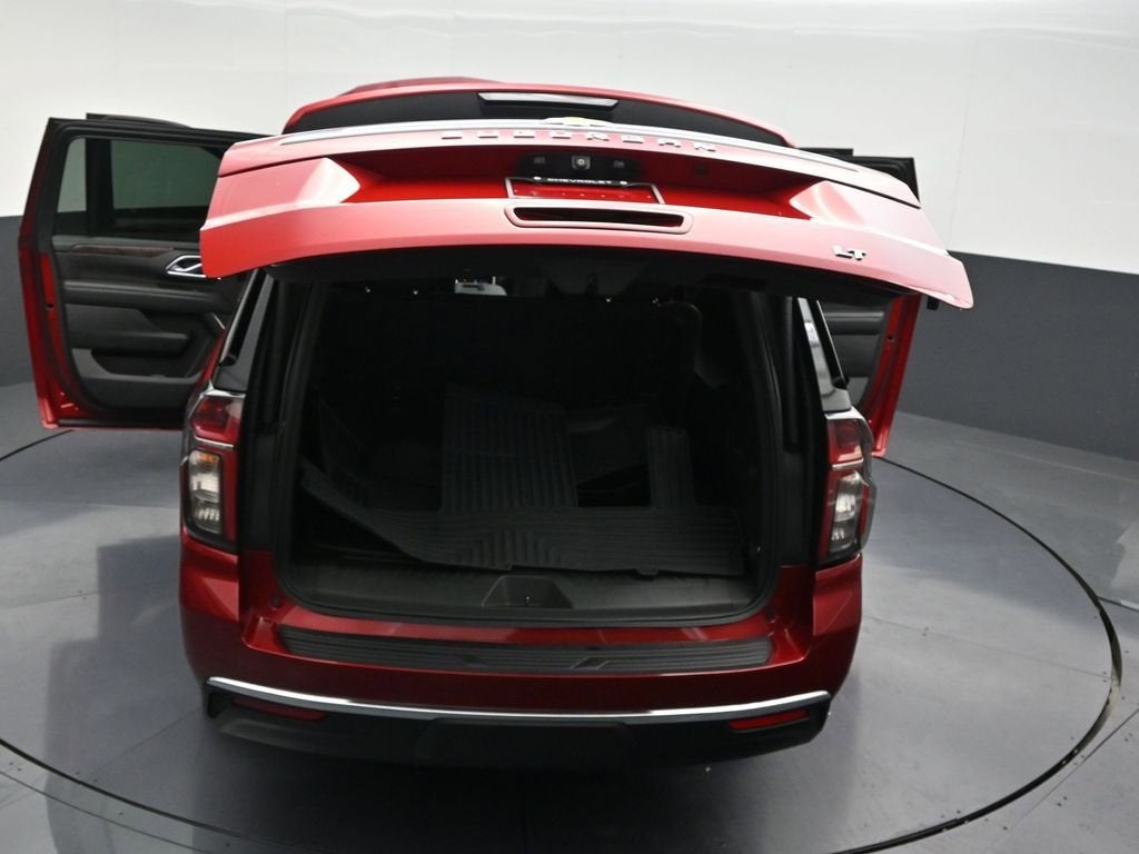 2022 Chevrolet Suburban LT