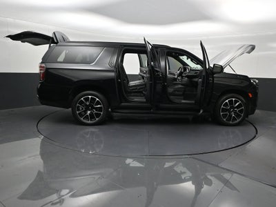 2021 Chevrolet Suburban RST