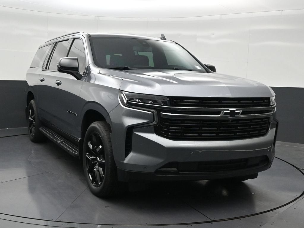 2022 Chevrolet Suburban RST