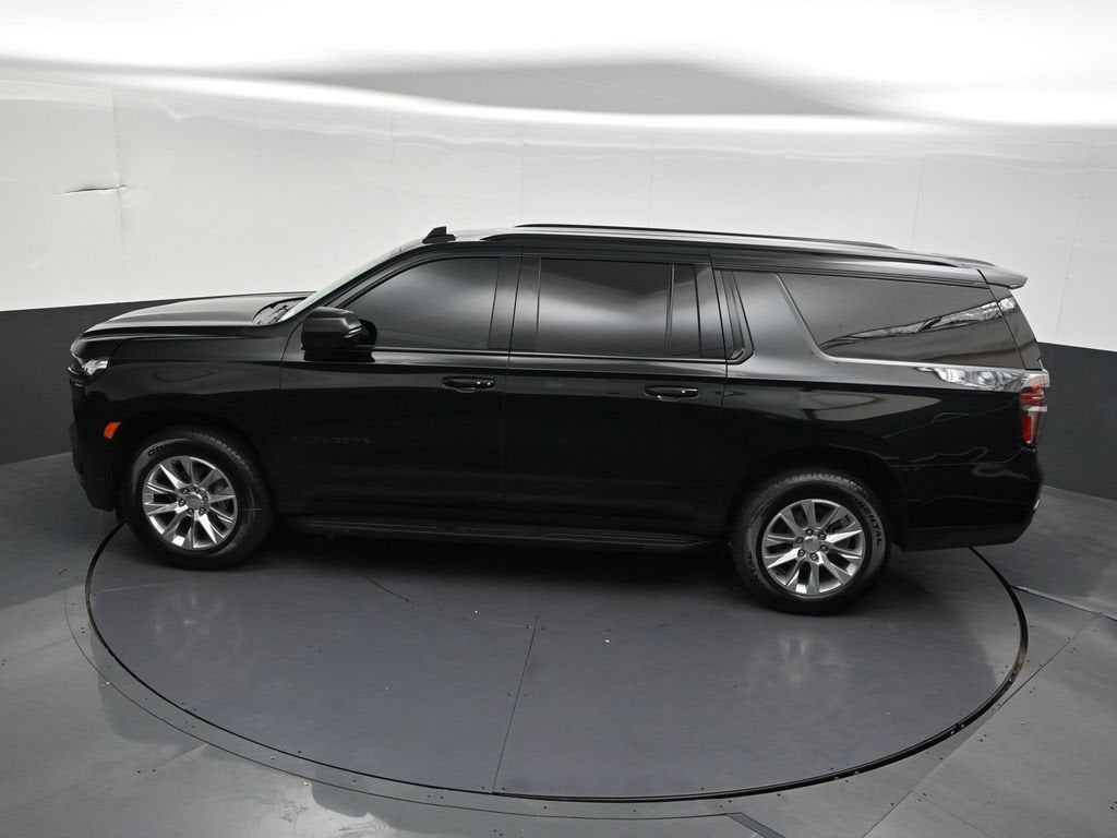 2024 Chevrolet Suburban RST