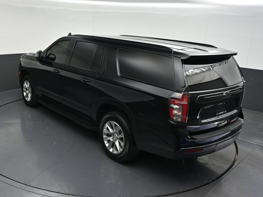 2024 Chevrolet Suburban RST