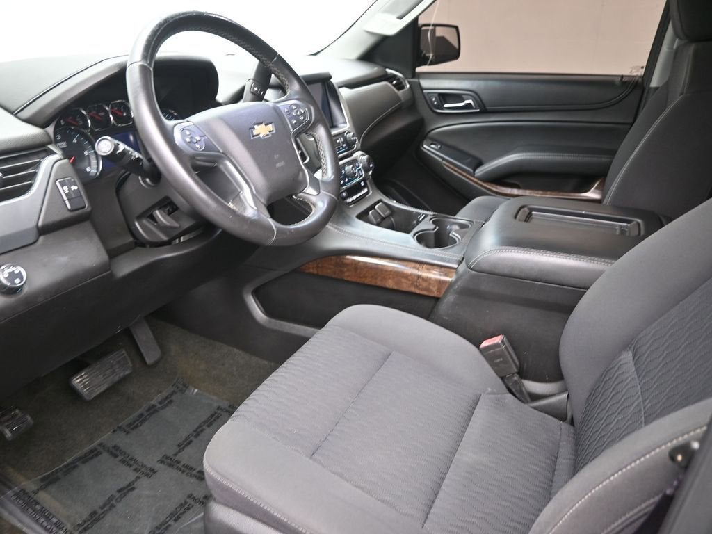 2017 Chevrolet Suburban LS