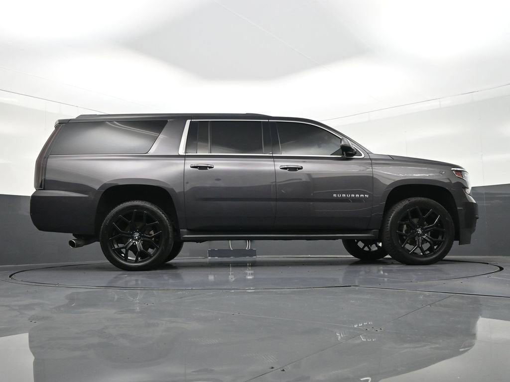 2017 Chevrolet Suburban LS