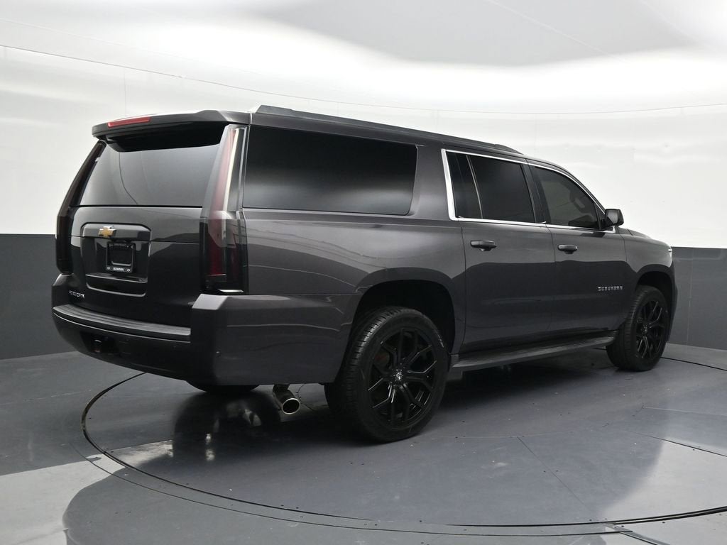2017 Chevrolet Suburban LS