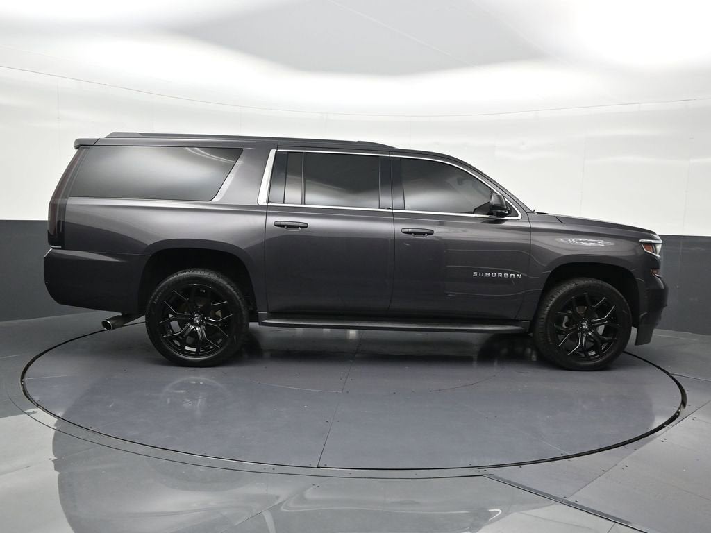 2017 Chevrolet Suburban LS
