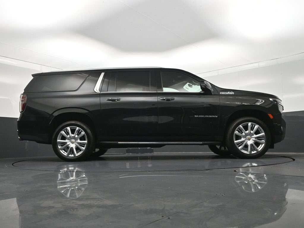 2023 Chevrolet Suburban High Country