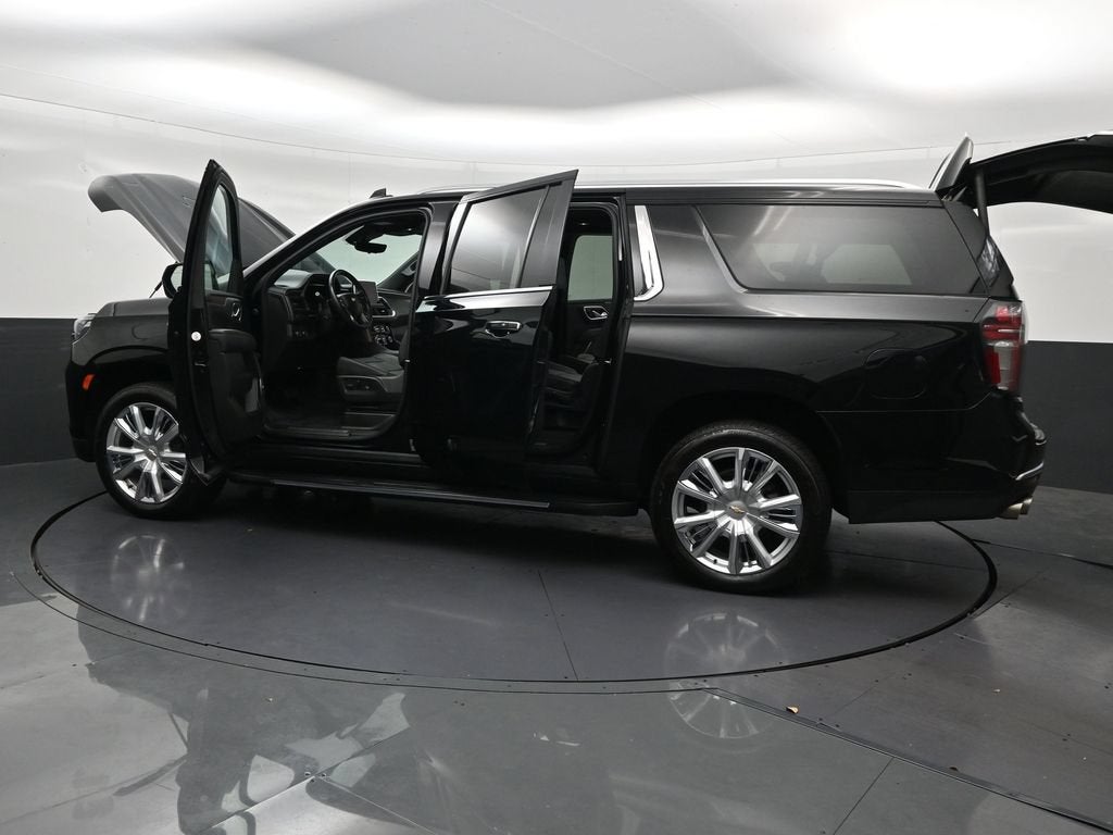 2023 Chevrolet Suburban High Country