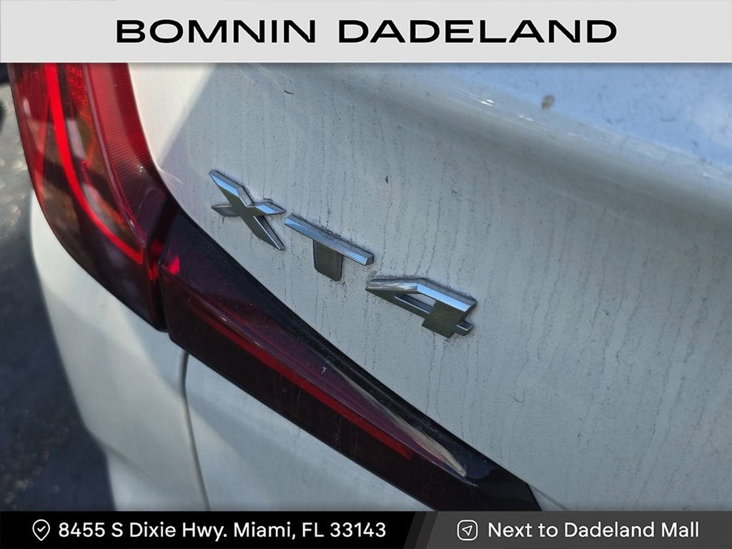 2023 Cadillac XT4 Luxury