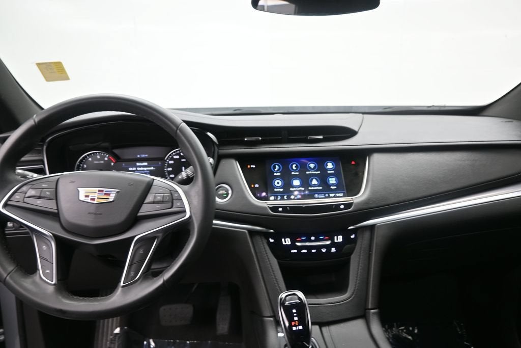 2024 Cadillac XT5 Luxury