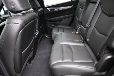 2025 Cadillac XT6 Luxury