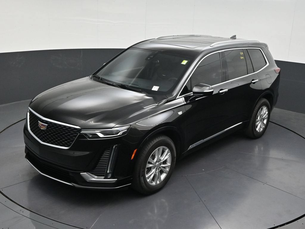 2025 Cadillac XT6 Luxury