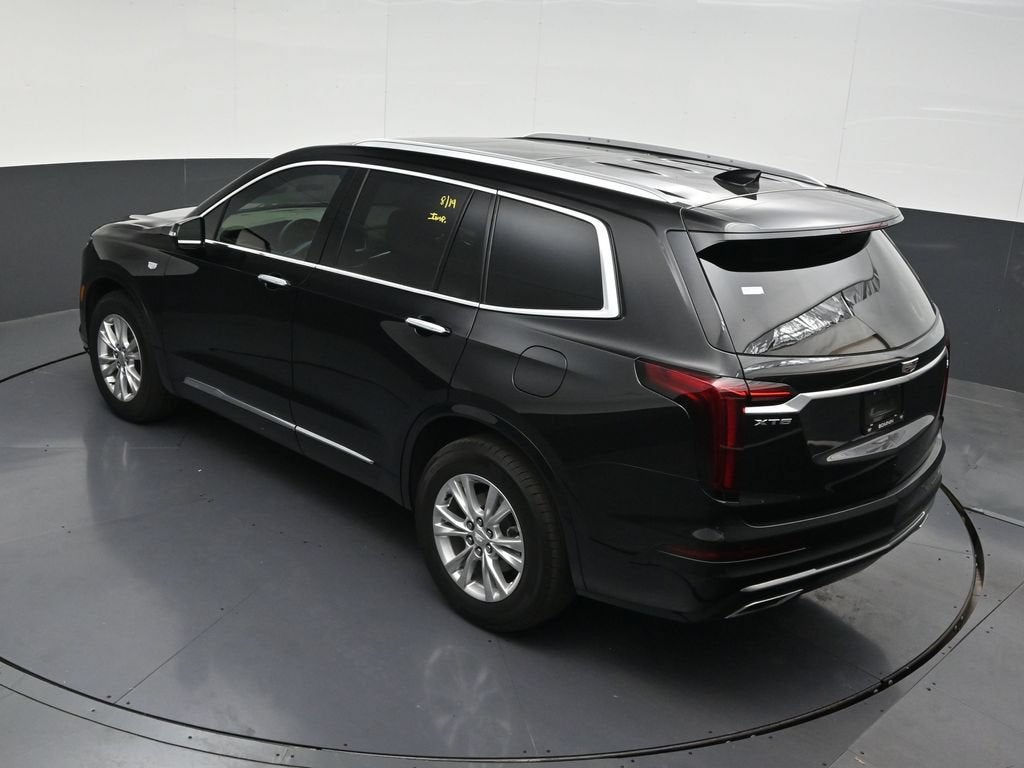 2025 Cadillac XT6 Luxury