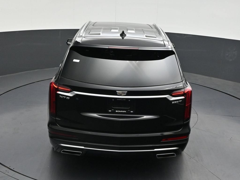 2025 Cadillac XT6 Luxury