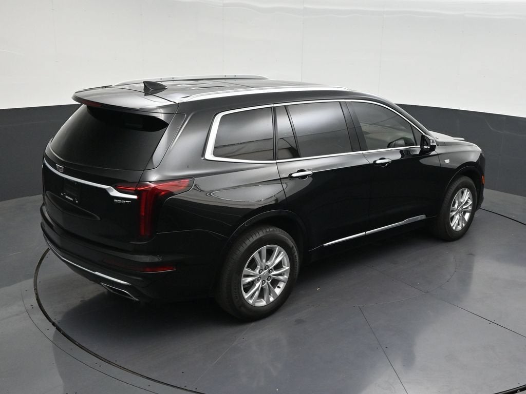 2025 Cadillac XT6 Luxury