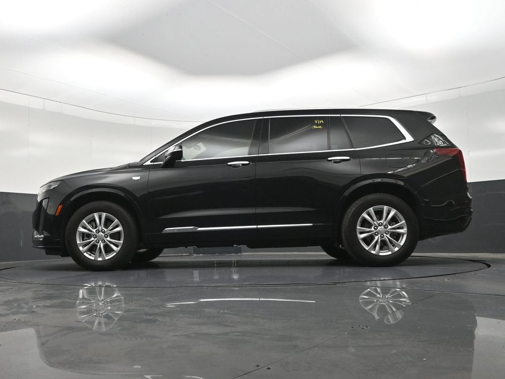 2025 Cadillac XT6 Luxury